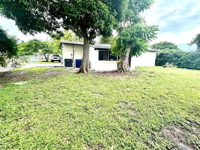$499,000 | 1420 Northwest 174th Street, Miami Gardens, FL 33169