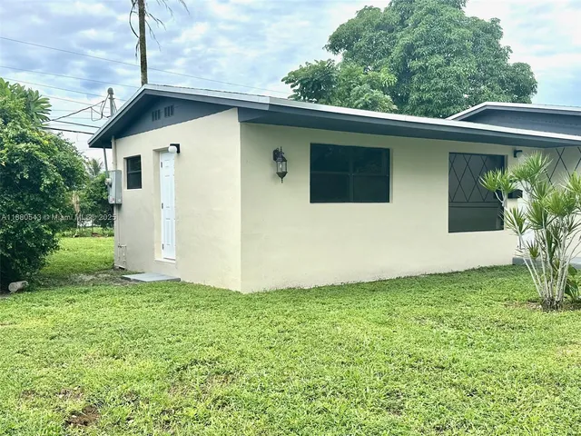 $499,000 | 1420 Northwest 174th Street, Miami Gardens, FL 33169