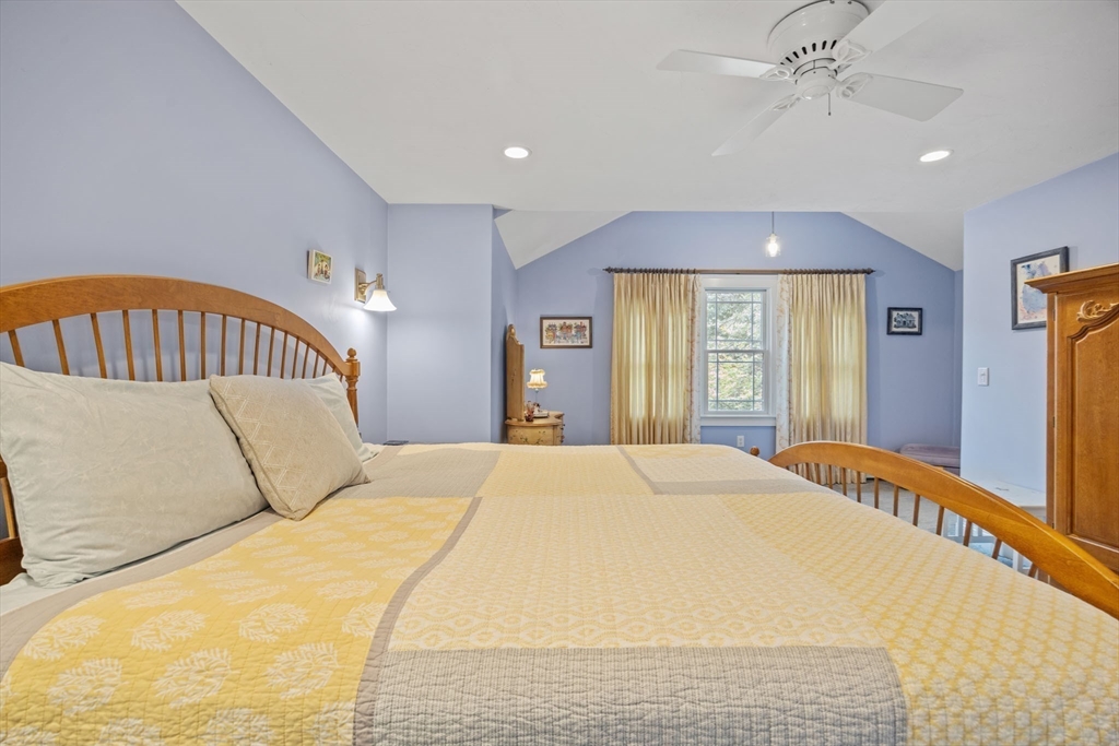 35 Raymond Road Plymouth, MA 02360 - Photo 22 of 42