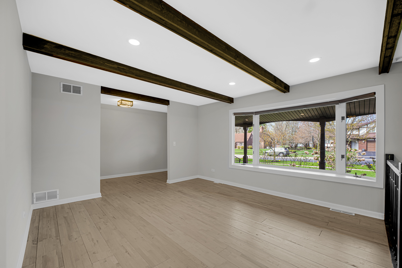 85 Larch Road Frankfort, IL 60423 - Photo 4 of 38 Gallery Image 4