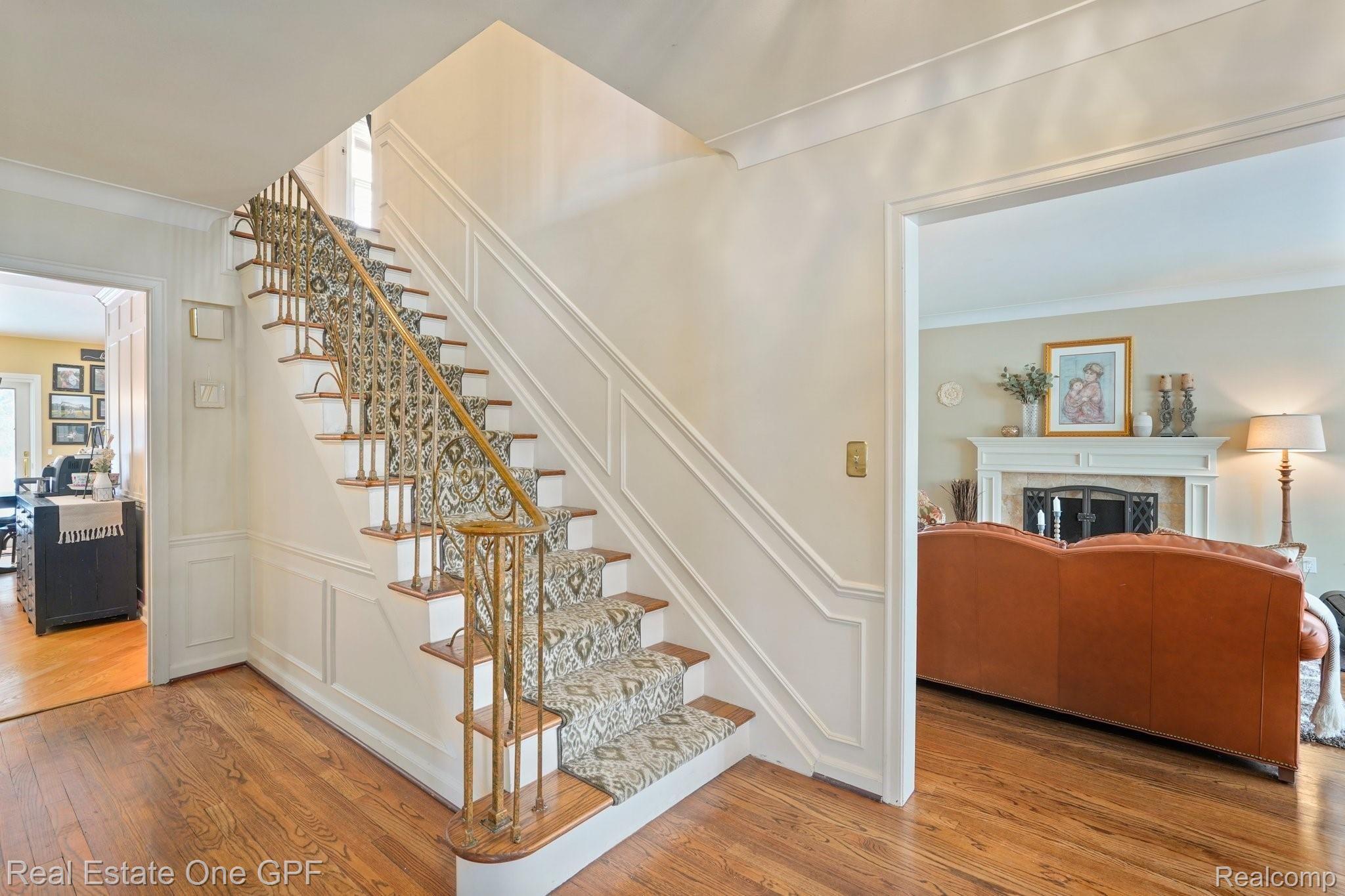 1010 Whittier Road Grosse Pointe, MI 48230 - Photo 17 of 44 33-web-or-mls-1010 Whittier Ave Grosse Pointe Park - 33.jpg