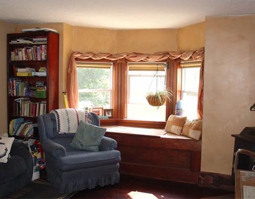 293 Main Road North Hampden, ME 04444 - Photo 8 of 17 Living Room.