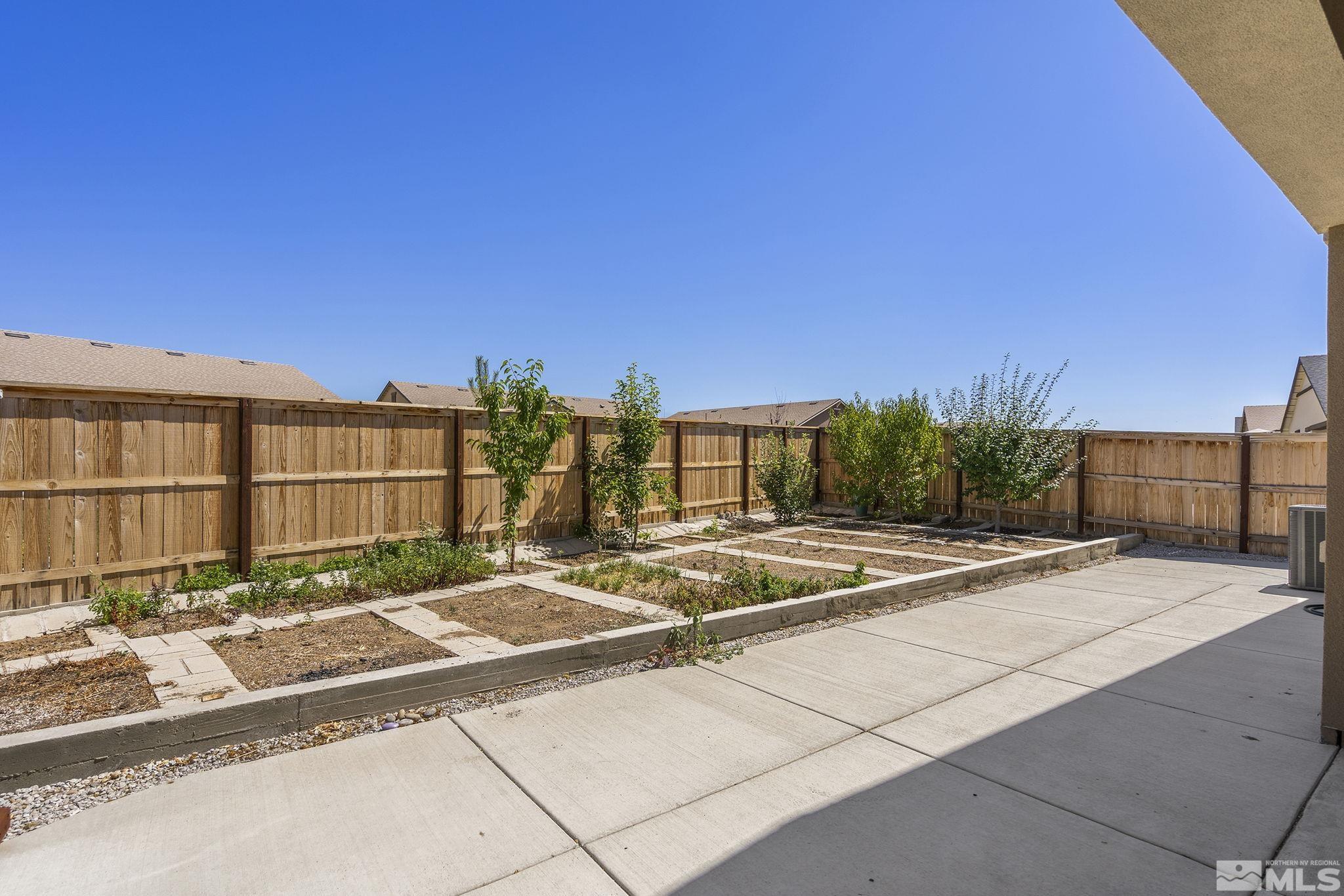 7360 Continuum Drive Reno, NV 89506 - Photo 25 of 28 a view of a basket ball ground