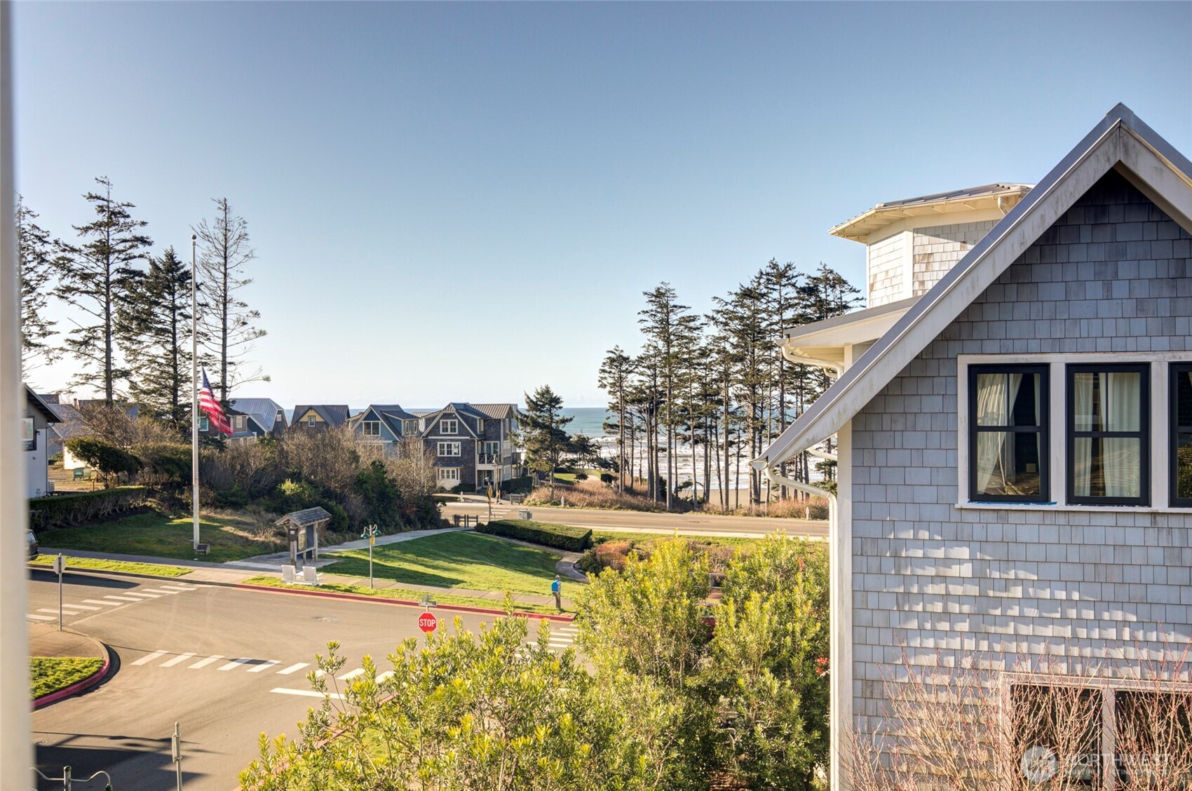 33 Fireside Lane Pacific Beach, WA 98571 - Photo 25 of 40 a view of a house with swimming pool