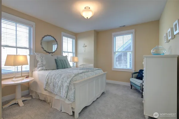 $1,838,000 | 33 Fireside Lane, Pacific Beach, WA 98571