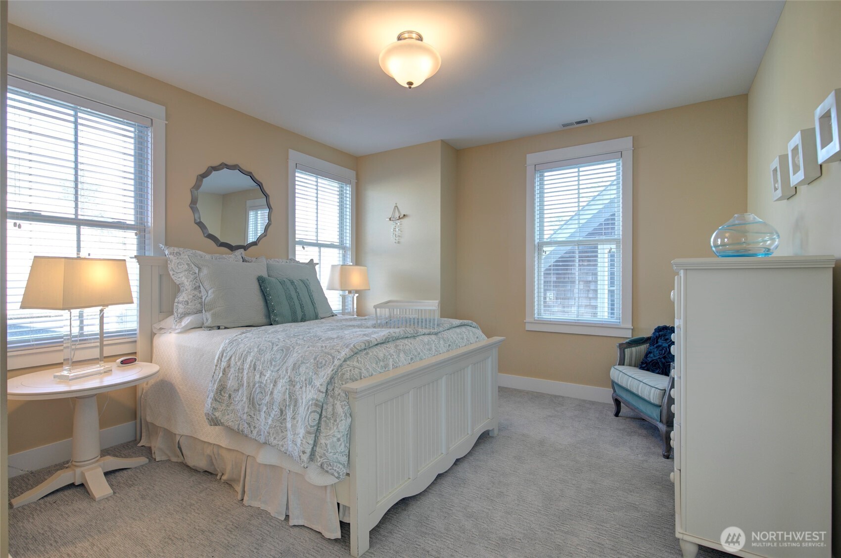 33 Fireside Lane Pacific Beach, WA 98571 - Photo 27 of 40 a bedroom with a bed and a window