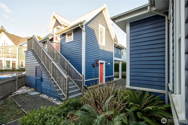 $1,838,000 | 33 Fireside Lane, Pacific Beach, WA 98571