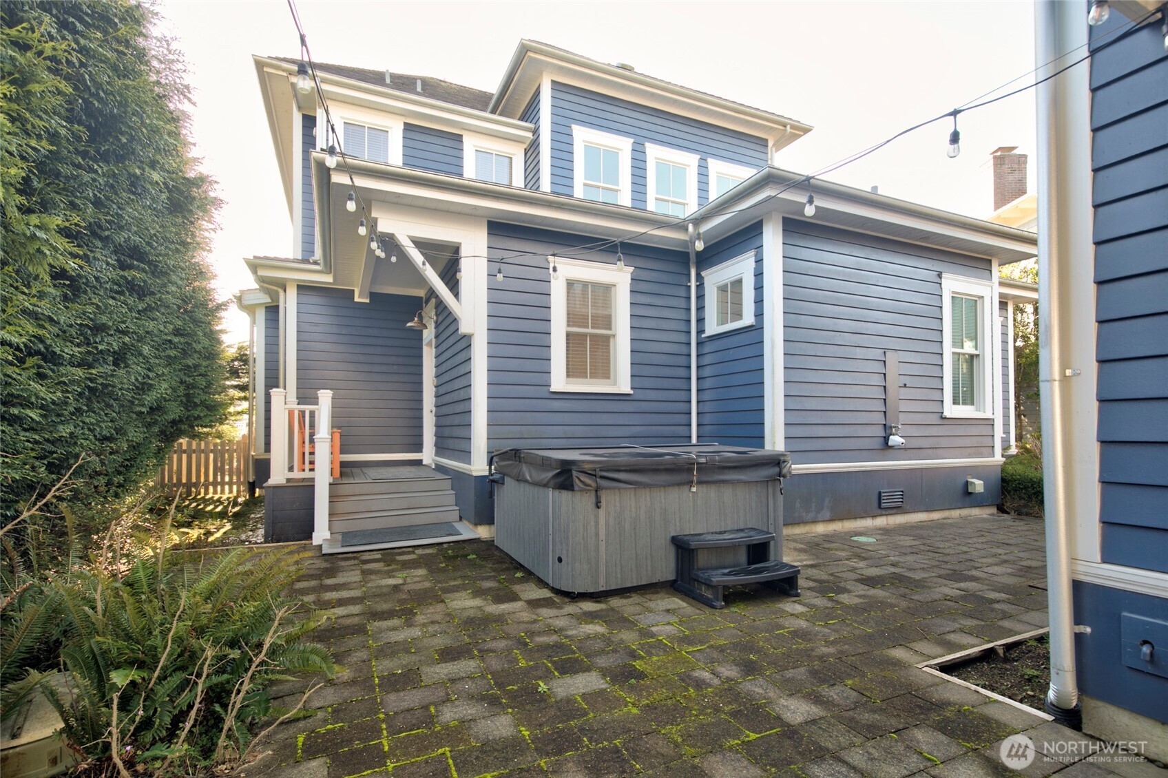 33 Fireside Lane Pacific Beach, WA 98571 - Photo 32 of 40 front view of a house with a large window