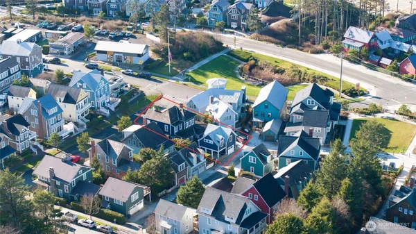 $1,838,000 | 33 Fireside Lane, Pacific Beach, WA 98571