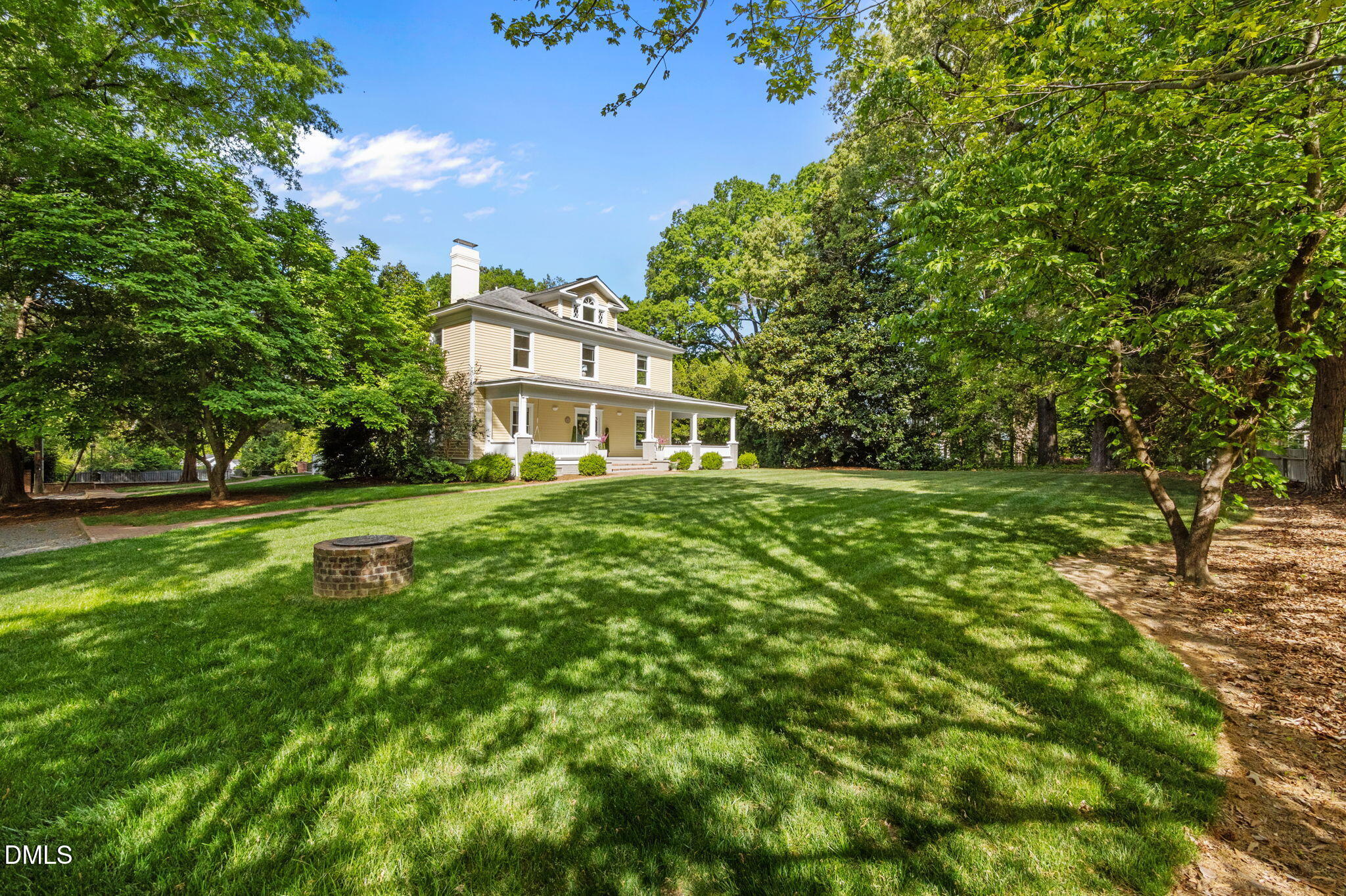400 Ransom Street Chapel Hill, NC 27516 - Photo 2 of 67 a view of a house with a big yard