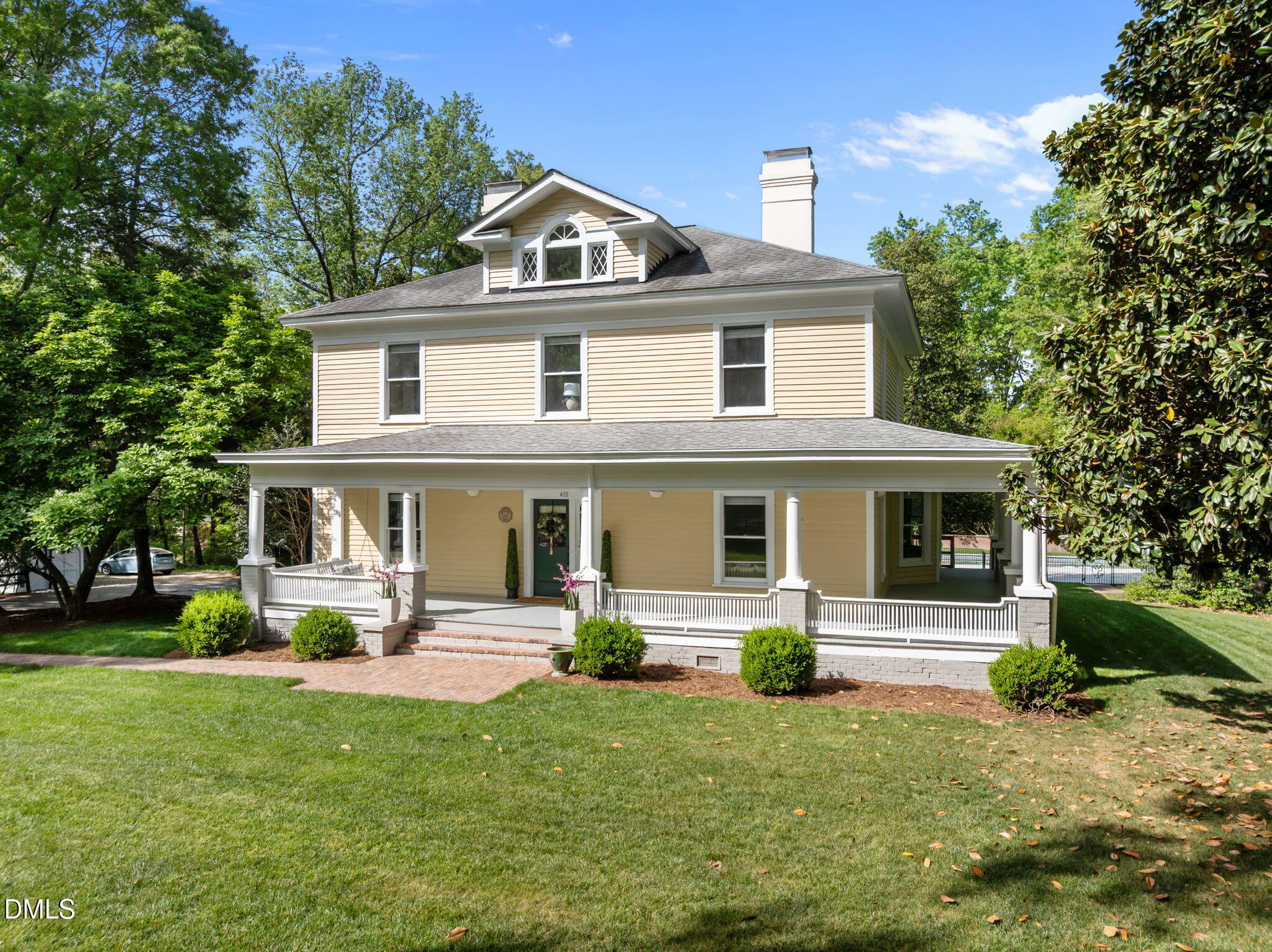 400 Ransom Street Chapel Hill, NC 27516 - Photo 3 of 67 15-web-or-mls-DJI_0592