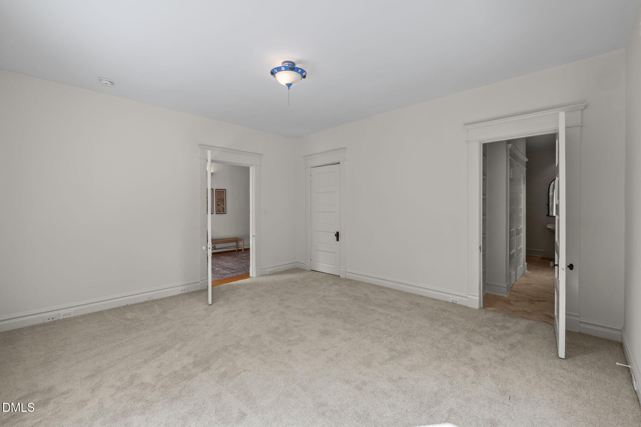 400 Ransom Street Chapel Hill, NC 27516 - Photo 48 of 67 a view of an empty room