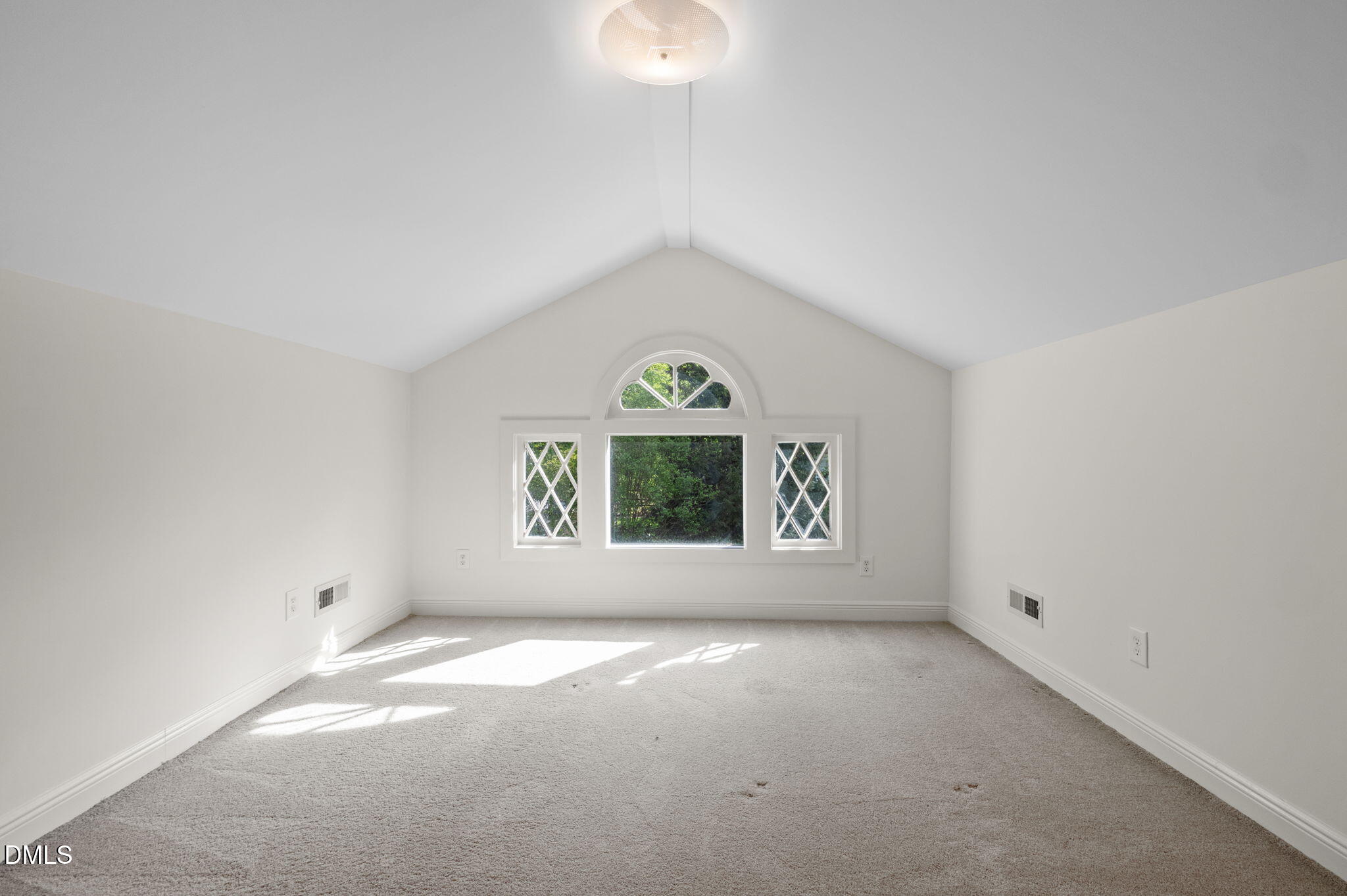 400 Ransom Street Chapel Hill, NC 27516 - Photo 52 of 67 an empty room with windows and entrance
