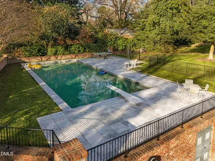 $2,100,000 | 400 Ransom Street, Chapel Hill, NC 27516