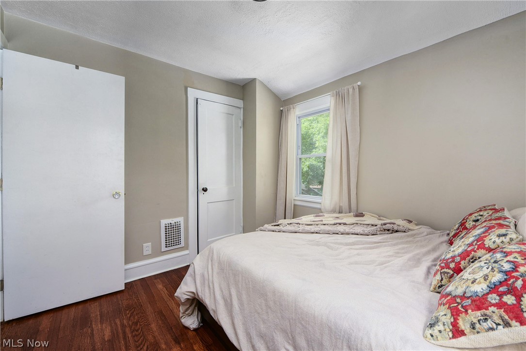 3530 Attica Road Cleveland, OH 44111 - Photo 27 of 47 Hardwood floors