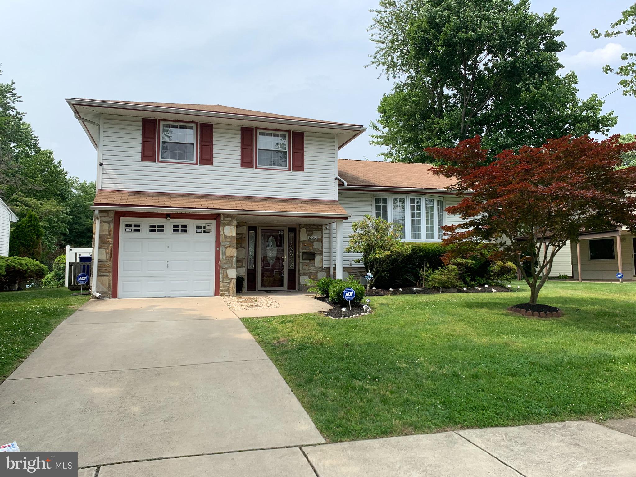 627 Kismet Road Philadelphia, PA 19115 - Photo 1 of 41