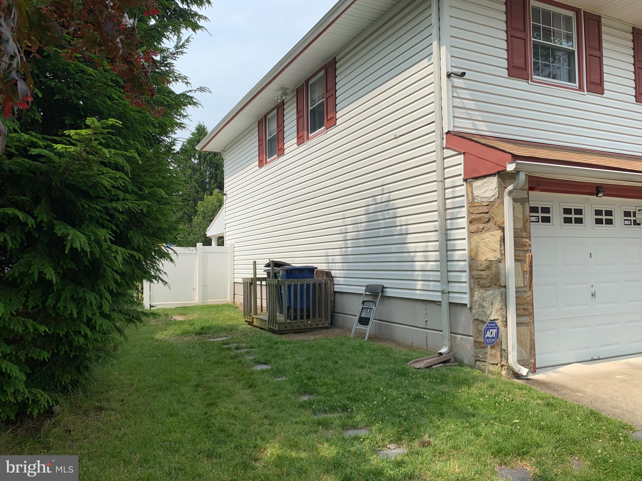 627 Kismet Road Philadelphia, PA 19115 - Photo 31 of 41