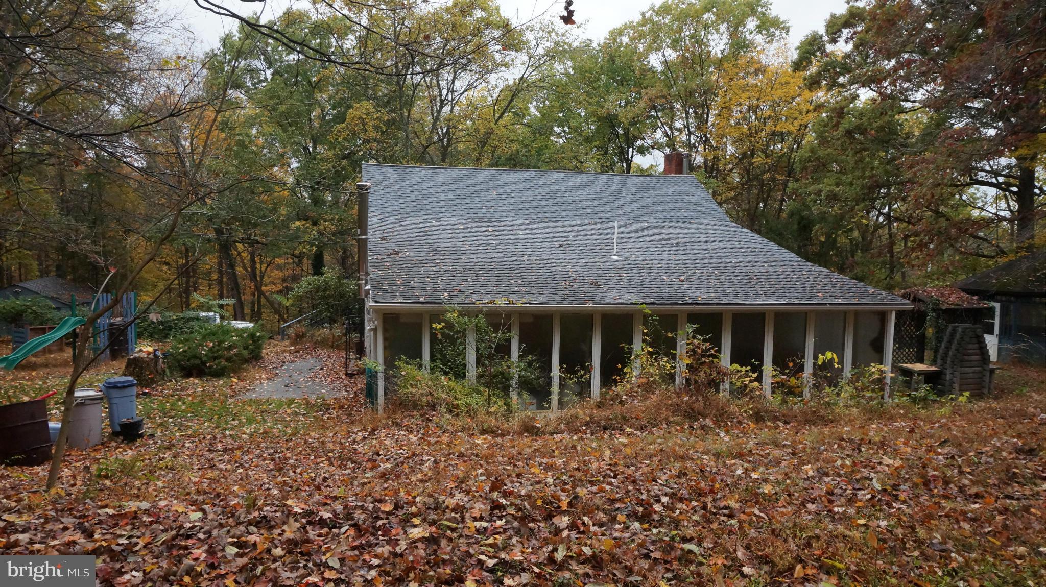 295 Cold Run Valley Road Berkeley Springs, WV 25411 - Photo 4 of 30 Exterior (Rear)