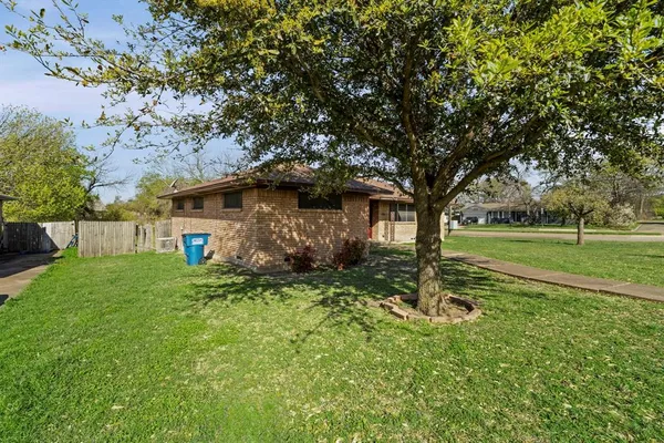 $247,000 | 1315 Willowcreek Drive, Lancaster, TX 75146