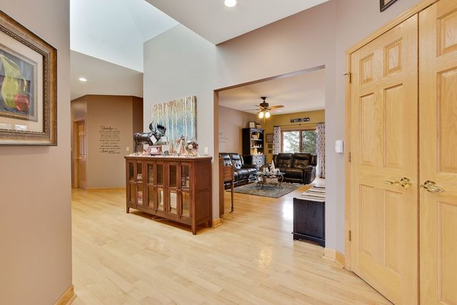 3311 Cornflower Way Spring Grove, IL 60081 - Photo 4 of 29