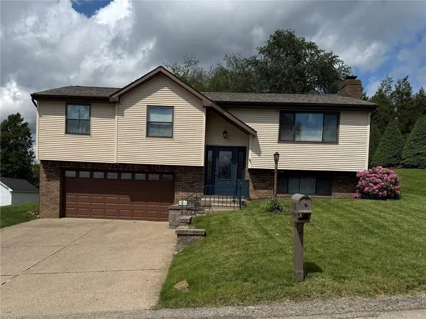 $282,000 | 2805 Knights Court, New Kensington, PA 15068