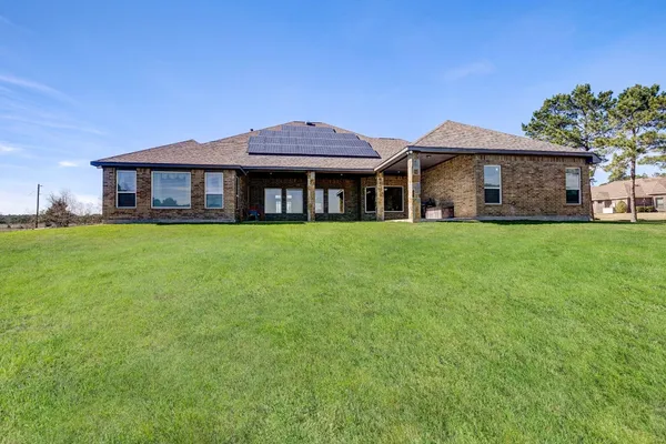 $899,999 | 1705 County Road 211, Anderson, TX 77830
