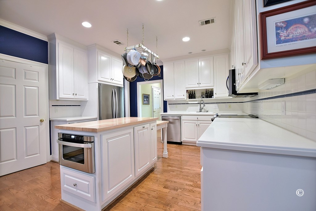 8990 River Road Columbus, GA 31904 - Photo 10 of 31 Kitchen
