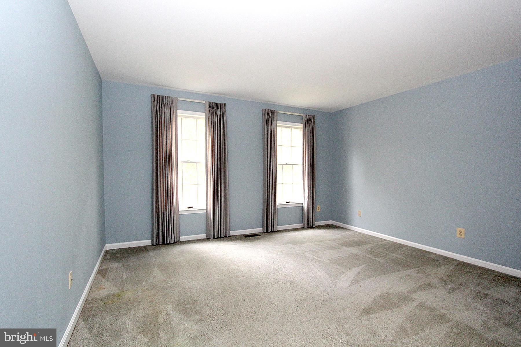 8204 Dry Ridge Road Gaithersburg, MD 20886 - Photo 18 of 26 Bedroom
