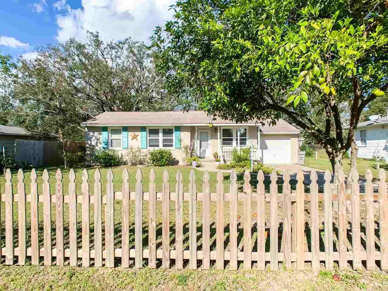 206 Milton Road Pensacola, FL 32507 - Photo 3 of 45