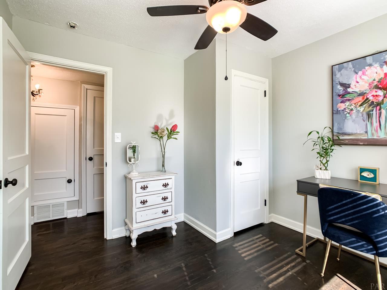 206 Milton Road Pensacola, FL 32507 - Photo 32 of 45
