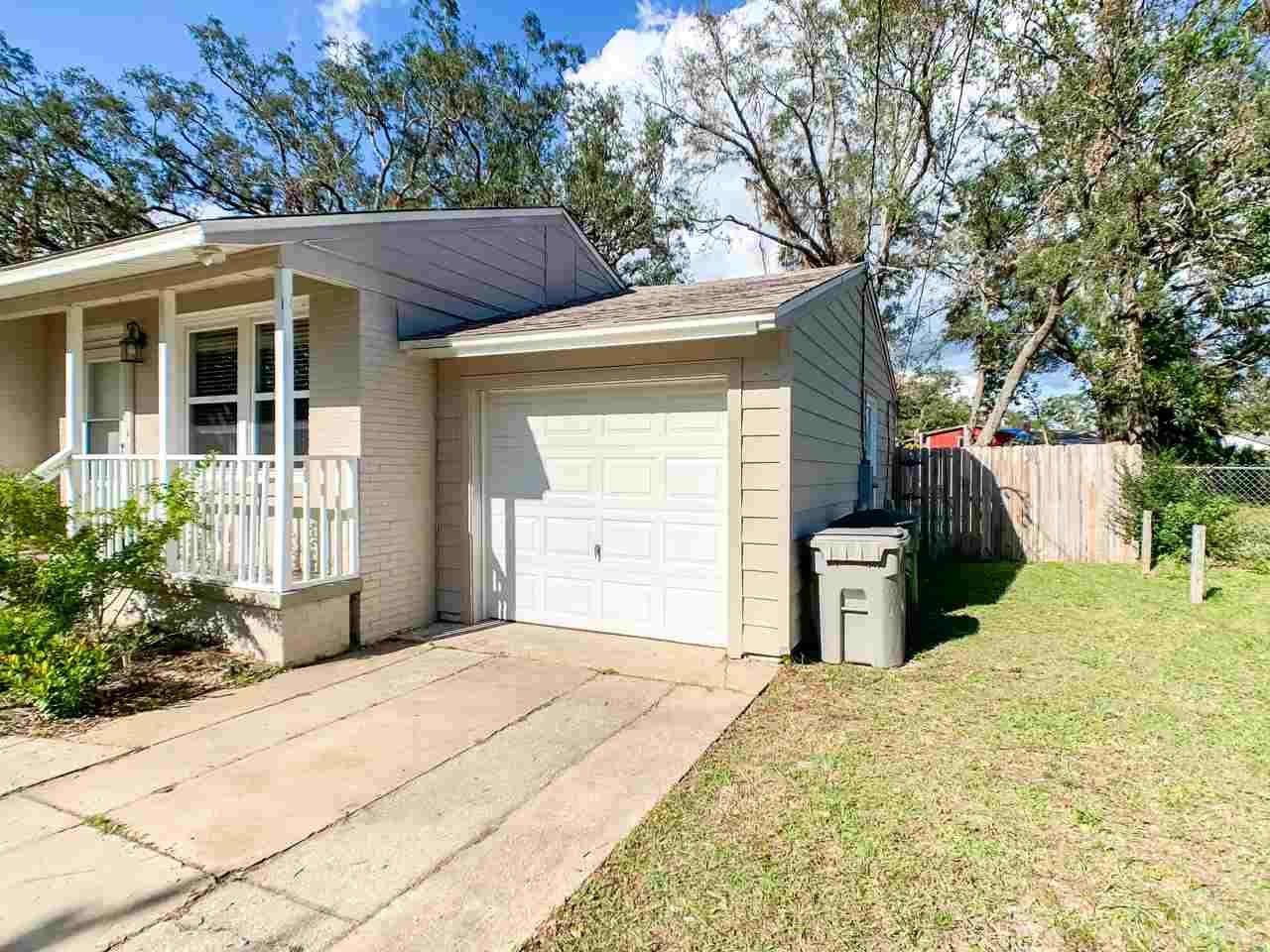 206 Milton Road Pensacola, FL 32507 - Photo 8 of 45