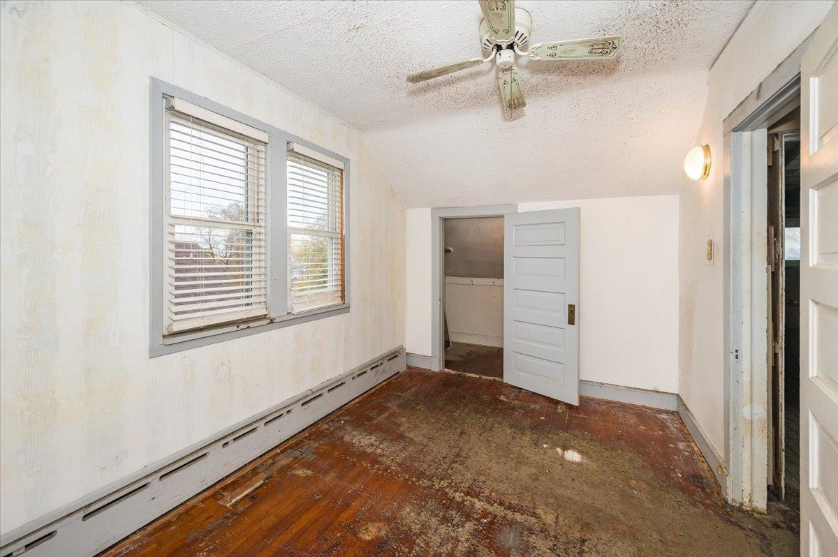 4333 West 8th Street Duluth, MN 55807 - Photo 11 of 24