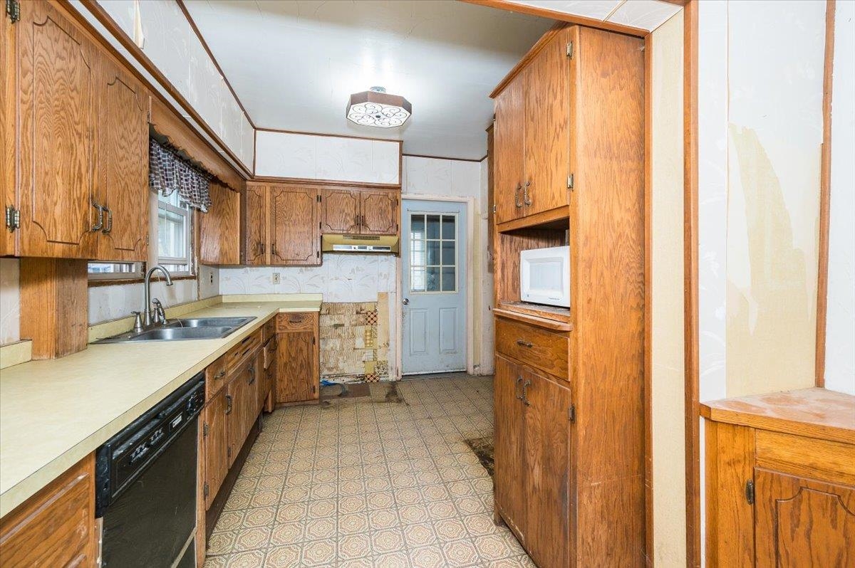 4333 West 8th Street Duluth, MN 55807 - Photo 9 of 24