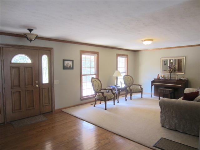 16384 Pinkley Road Fredericktown, OH 43019 - Photo 4 of 24 Gallery Image 4