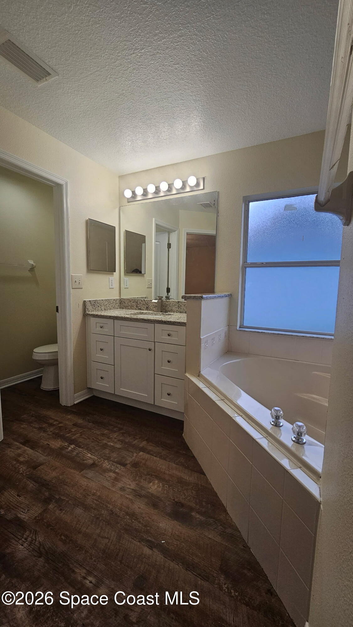 6150 Dees Road, Unit 6 Cocoa, FL 32927 - Photo 15 of 24 Bathroom of master bedroom