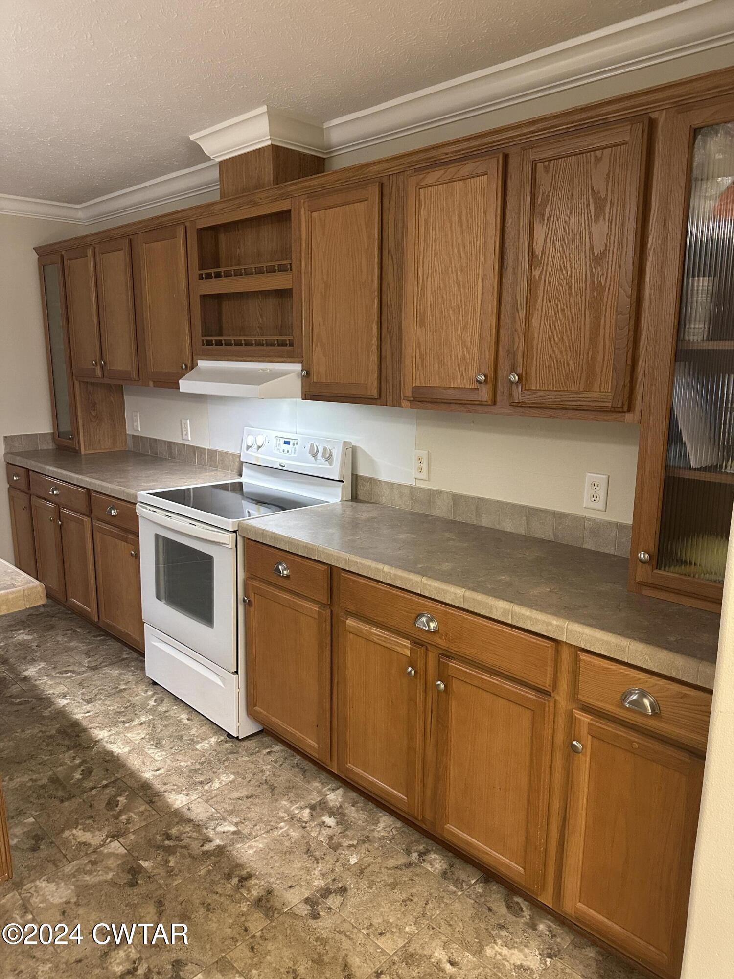404 Poplar Corner Road Trenton, TN 38382 - Photo 7 of 23 IMG_3607 2