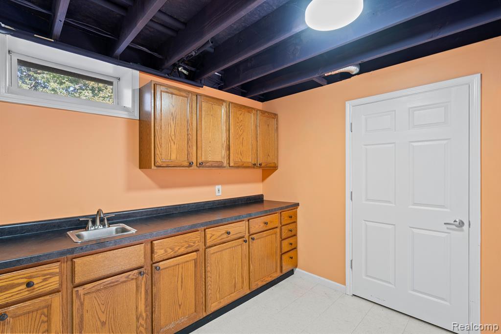 1288 Taylor Road Brighton, MI 48114 - Photo 48 of 56