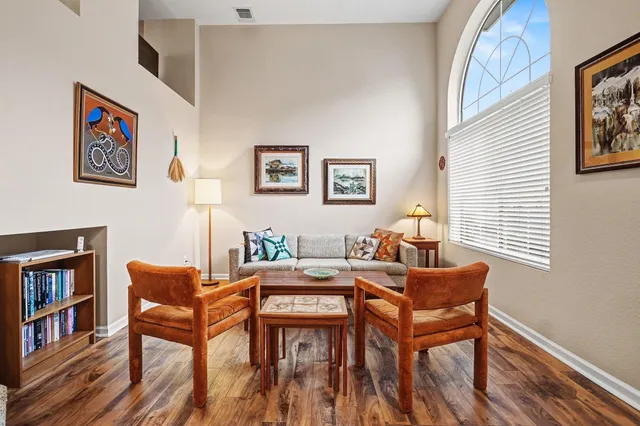 $675,000 | 476 East E Street, Benicia, CA 94510