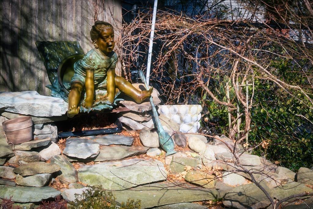 13 McKinley Road Marblehead, MA 01945 - Photo 31 of 36 a view of a backyard of the house