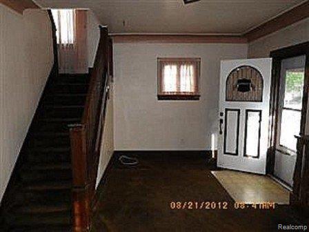 122 Walnut Street River Rouge, MI 48218 - Photo 4 of 23 004.JPG