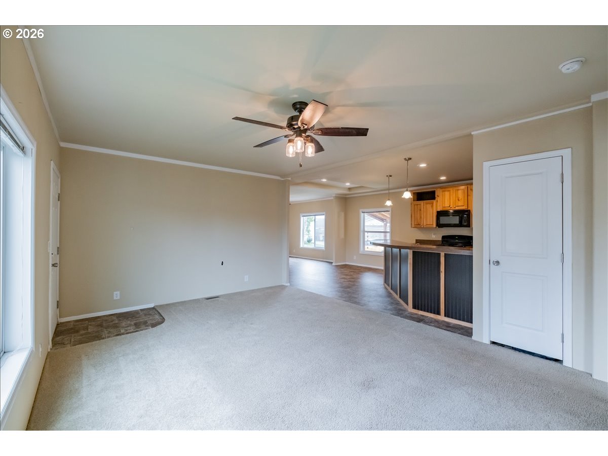 200 Market Street Lebanon, OR 97355 - Photo 5 of 39