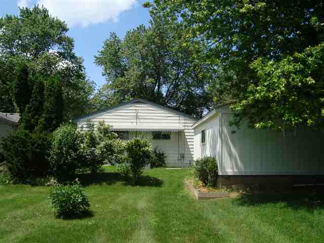 203 South Helen Avenue Rochester, MI 48307 - Photo 14 of 16 31010475-13.JPG