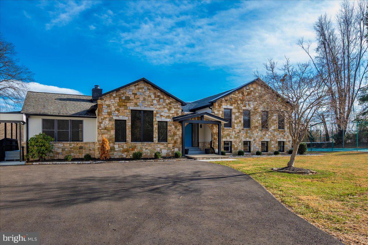 14001 Berryville Road Darnestown, MD 20874 - Photo 1 of 124