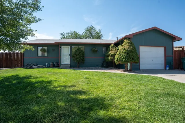 $400,000 | 828 Logan Court, Palisade, CO 81526