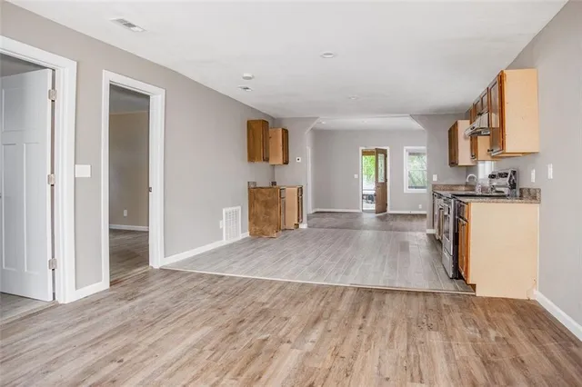 $165,900 | 912 East Frederick Street, Independence, MO 64050