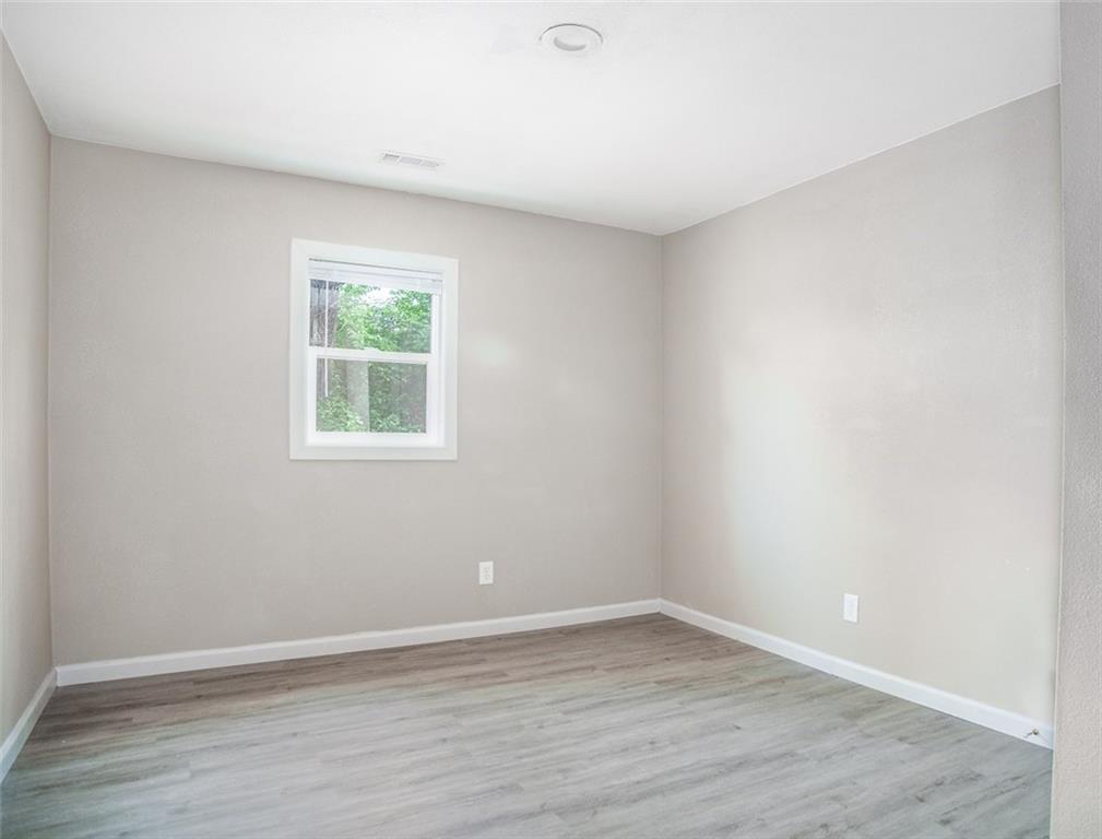 912 East Frederick Street Independence, MO 64050 - Photo 9 of 13