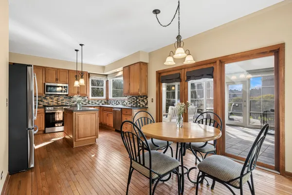 $550,000 | 1508 Lilac Drive, Crystal Lake, IL 60014