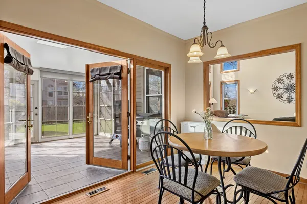 $550,000 | 1508 Lilac Drive, Crystal Lake, IL 60014