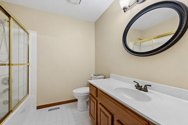 $550,000 | 1508 Lilac Drive, Crystal Lake, IL 60014