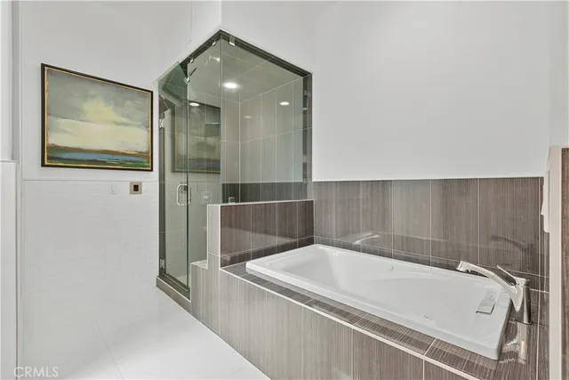 $2,988,000 | 7702 Alberta Drive, Huntington Beach, CA 92648